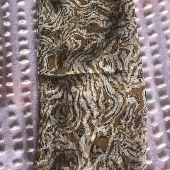 Harem style
Shorts under sheer pants - Picture 5 of 8